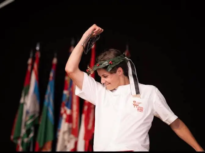 Sieger mit Lorbeerkranz