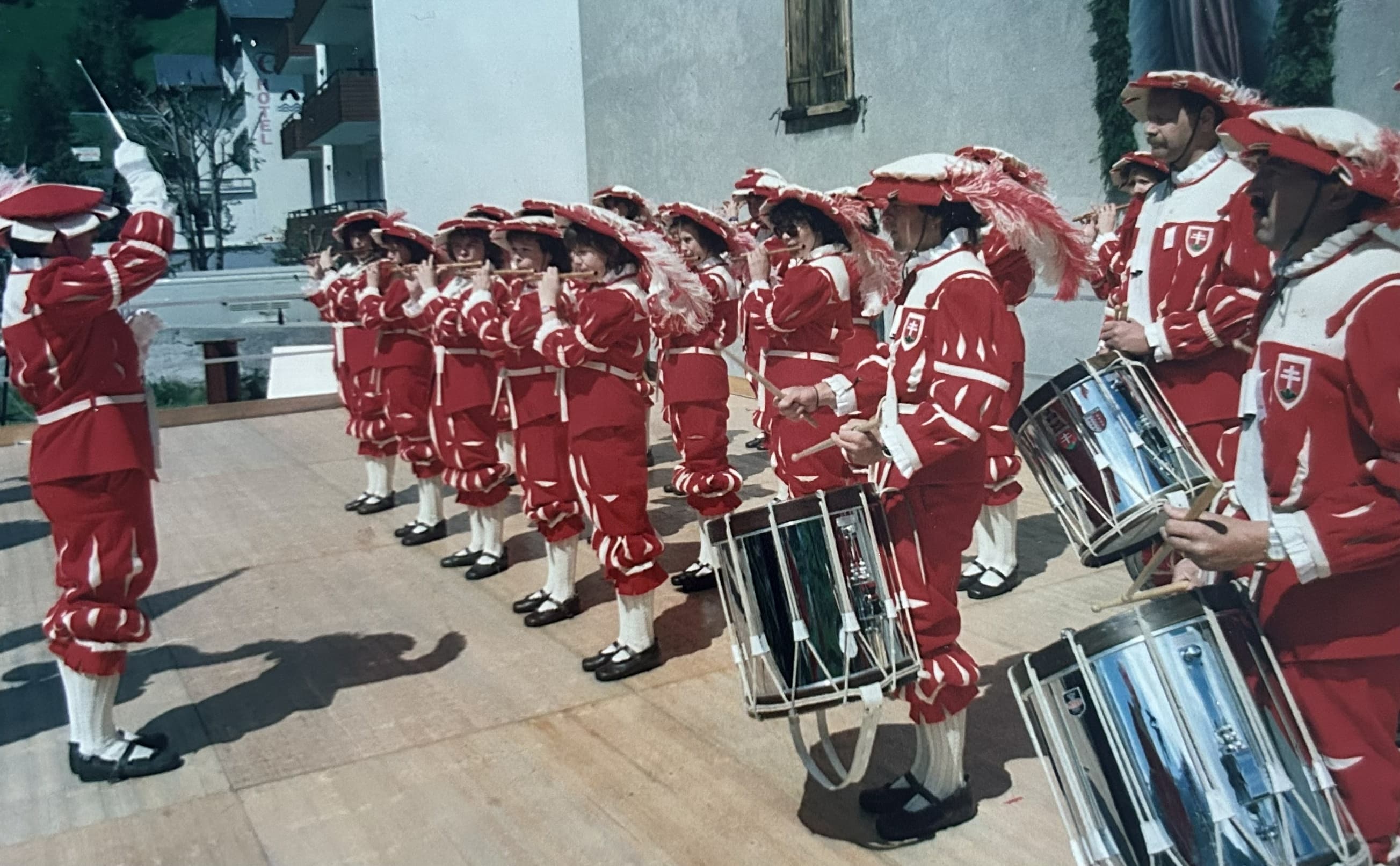 Die neue historische Uniform